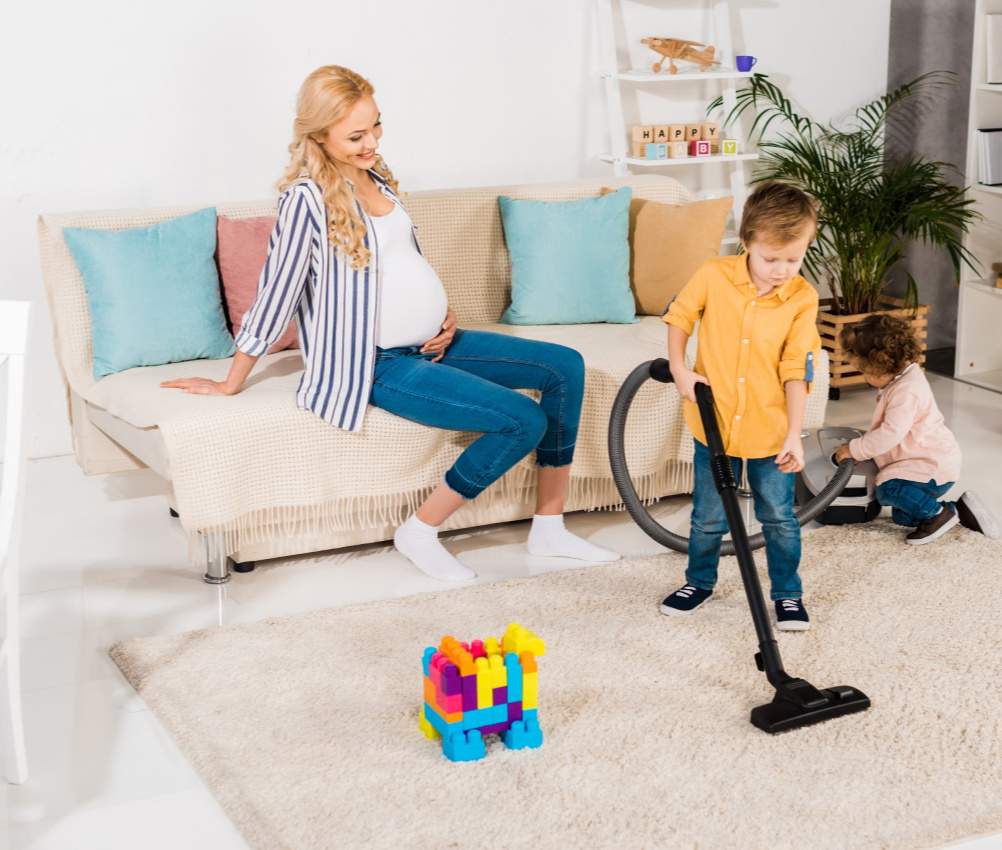 Proven Ways to Help Your Family Declutter - It's My Favorite Day